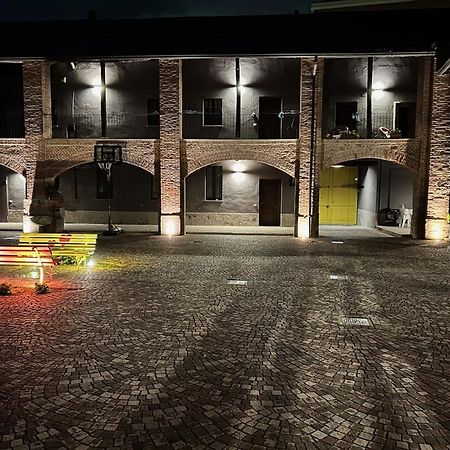 Ca' Stella Milano - Appartamento Accogliente E Romantico In Contesto Storico - Cozy And Romantic Flat In มิลาน ภายนอก รูปภาพ