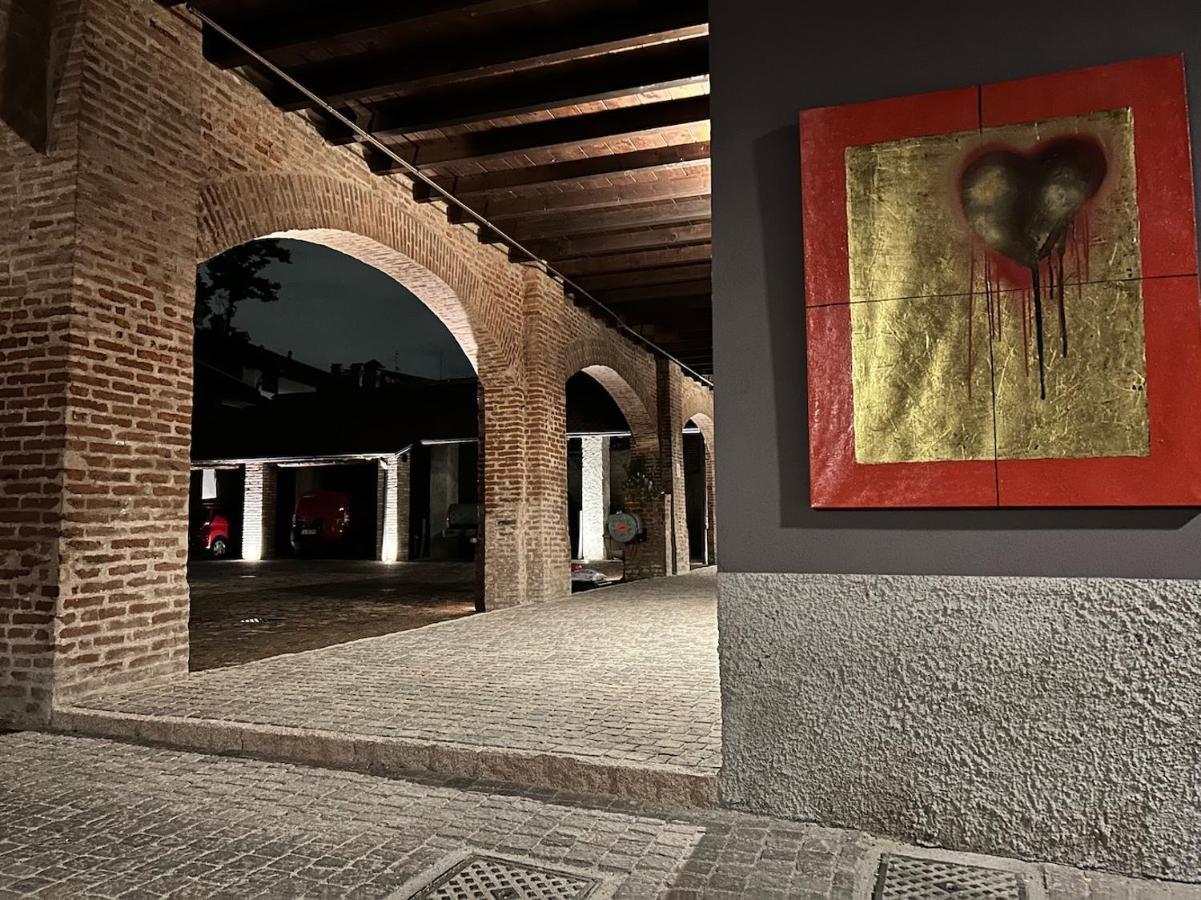 Ca' Stella Milano - Appartamento Accogliente E Romantico In Contesto Storico - Cozy And Romantic Flat In มิลาน ภายนอก รูปภาพ